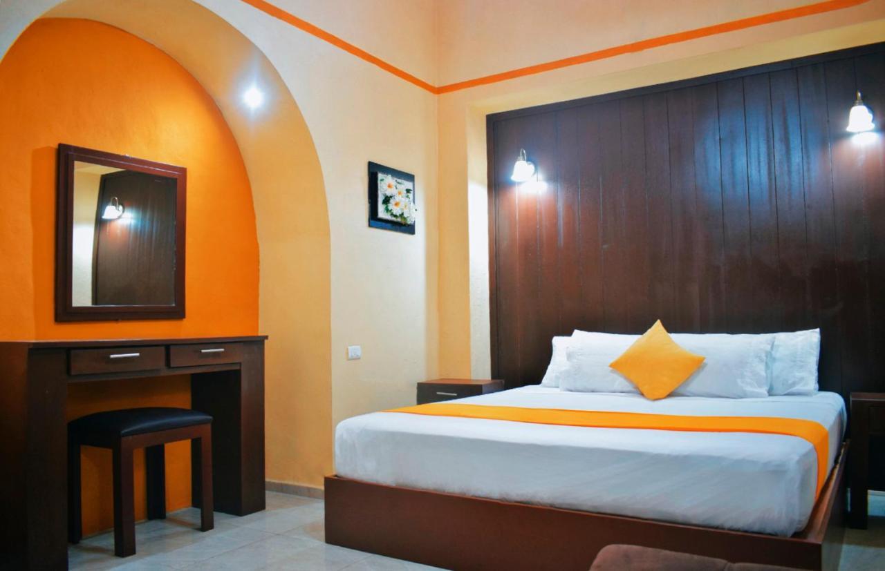 Capital O Hotel Casa Rico Valladolid (Yucatan) Exterior foto
